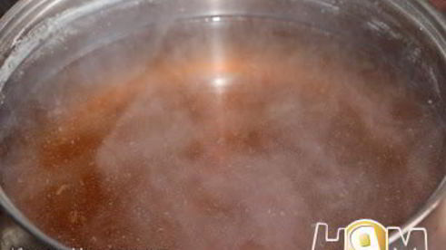 борщ с бычками по-одесски