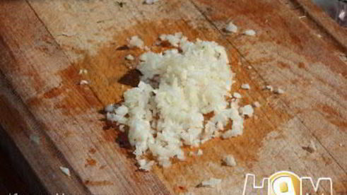 борщ с бычками по-одесски