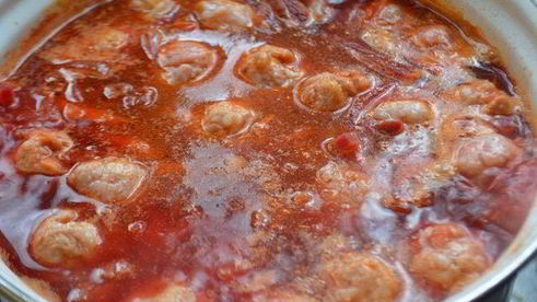 борщ с фрикадельками