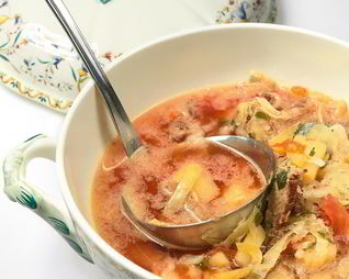 Борщ с салом