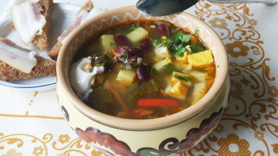 Рецепт борща с щавелем и фасолью