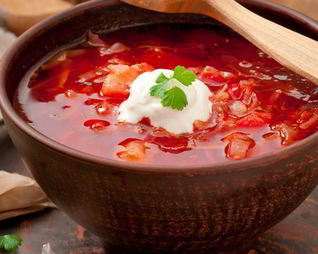 Сытный литовский борщ с картошкой и курицей