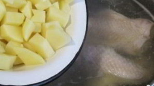 зеленый борщ со щавелем