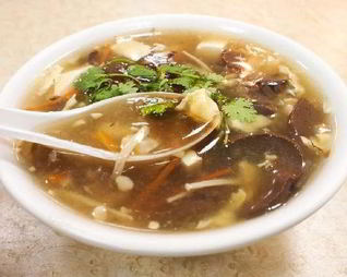 Грибной суп на курином бульоне