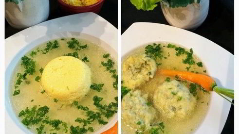 куриный бульон с клецками