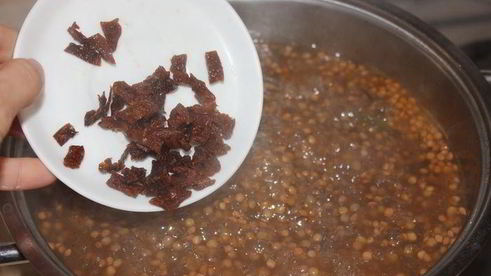 чечевичный суп с вялеными помидорами