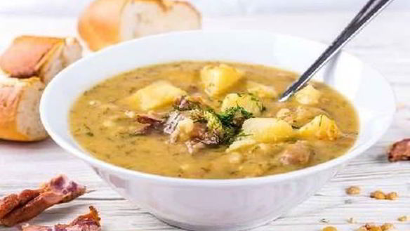 Рецепт Ароматного горохового супа с копченой курицей