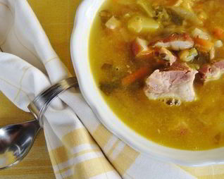 Гороховый суп с беконом