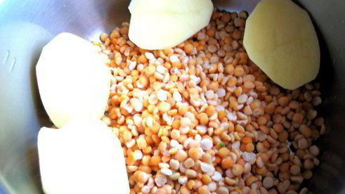 гороховый суп с копченостями и тыквой