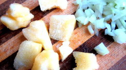 гороховый суп с копченостями и тыквой