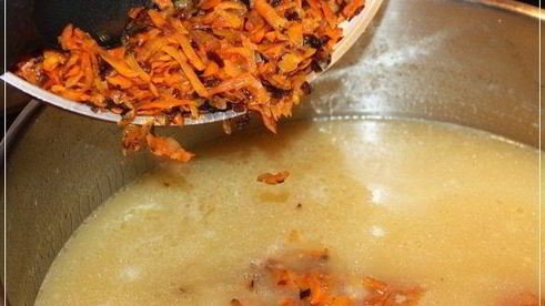 суп гороховый с рулькой поросячьей