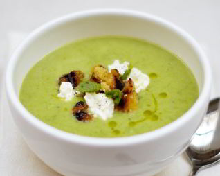 Суп из свежего гороха с заправкой