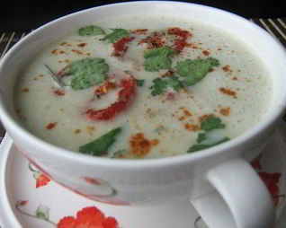 Крем-суп из баклажанов с запеченными помидорами