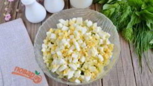 окрошка на кефире с крапивой и мятой