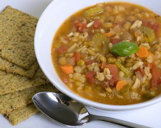 Чечевичный овощной суп