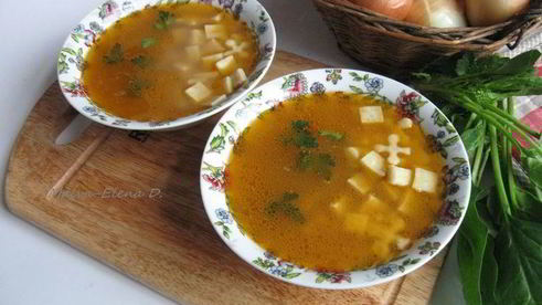 итальянский овощной суп с пастой и зеленым горошком