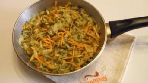 рассольник с перловкой и солеными огурцами