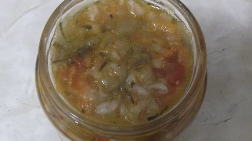 рассольник со свежими огурцами и перловкой