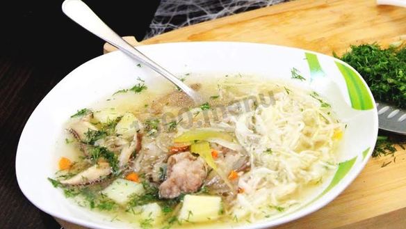 Рецепт Щей из кислой капусты в мультиварке