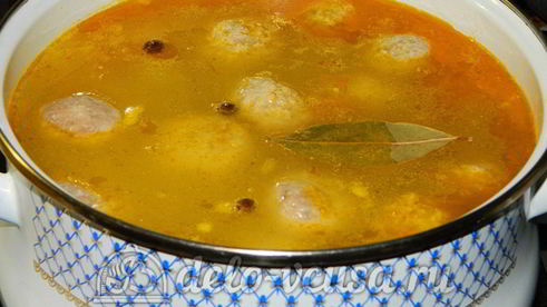 щи с фрикадельками