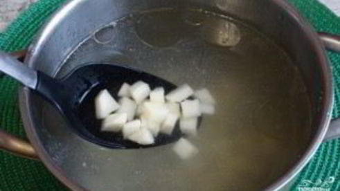 щи с консервированной фасолью