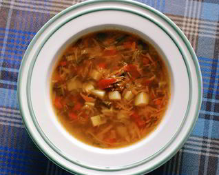 Вегетарианские щи со шпинатом