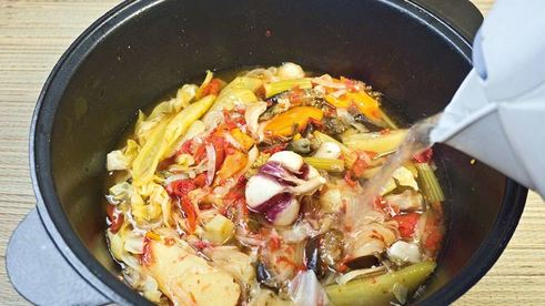 овощная солянка с грибами