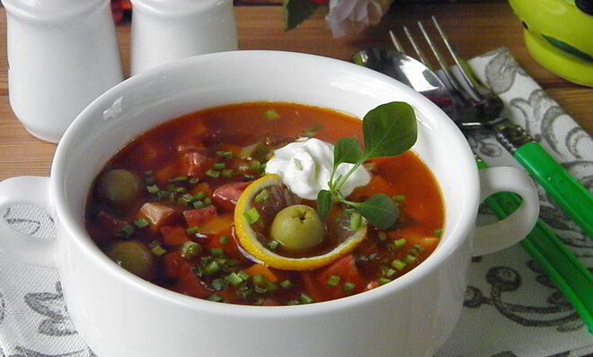 Солянка классическая