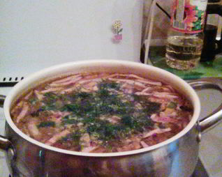 Солянка на курином бульоне