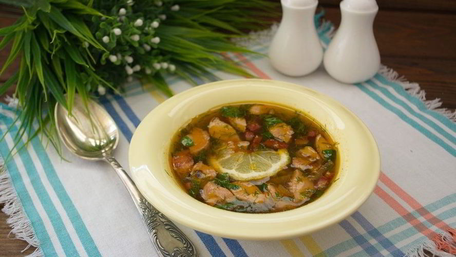 Рецепт солянки с сосисками