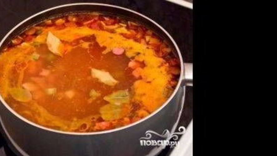 Рецепт супа-солянки с сосисками