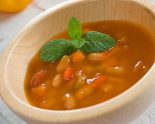 Суп из свежей фасоли с клецками