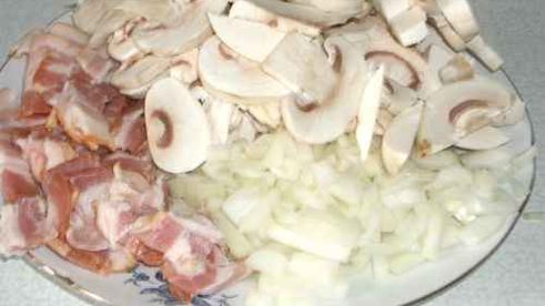 суп-пюре грибной с беконом