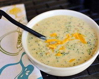 Суп-пюре из брокколи с сыром