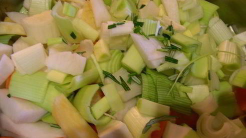 суп-пюре из корнеплодов с имбирем и розмарином