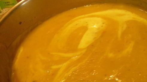 суп-пюре из тыквы и яблока