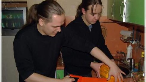 суп-пюре из тыквы с курицей и зеленым горошком