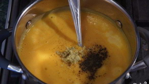 Рецепт Супа-пюре из тыквы с сельдереем