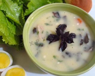 Суп пюре на курином бульоне из шампиньонов