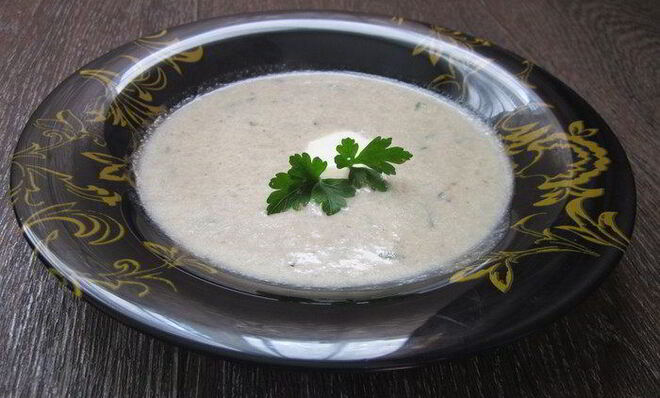 Суп-пюре с цукини и грибами