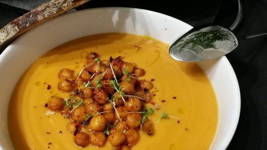 Рецепт тыквенного супа-пюре с запеченным нутом