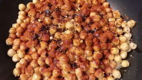 тыквенный суп-пюре с запеченным нутом