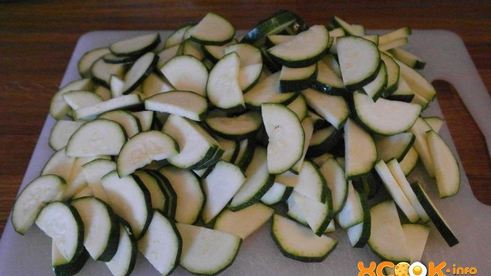 суп с кабачком и курицей