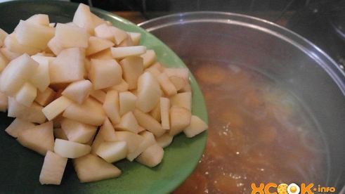 суп с кабачком и курицей