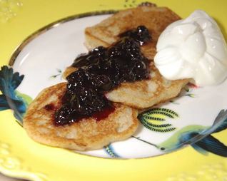 Блинчики на кефире из трех видов муки