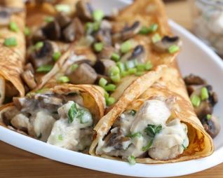 Блинчики с грибами и курицей
