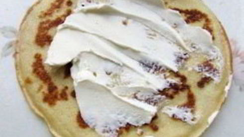 блинчики с икрой красной