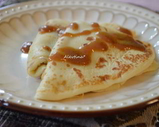 Блинчики с яблочным пюре