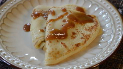 блинчики с яблочным пюре