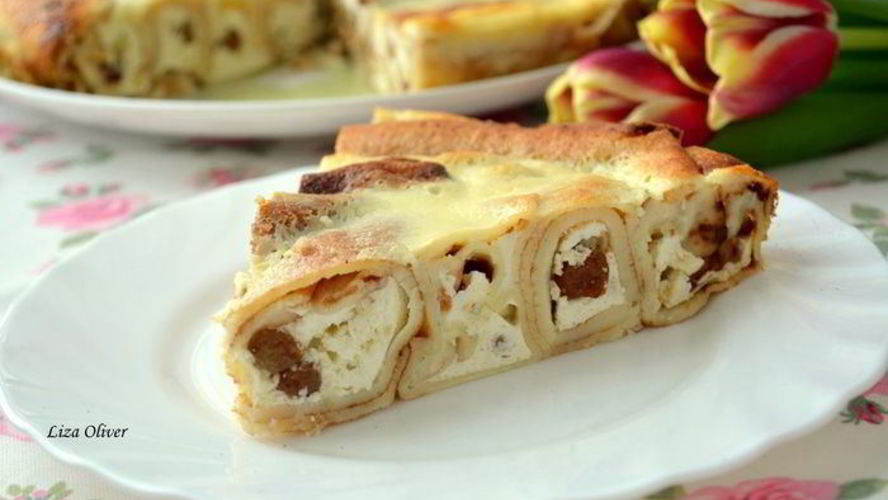 Рецепт блинной ванильной улитки с творогом и изюмом